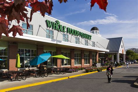 Whole foods cranston - Mar 21, 2024, 8:52 AM PDT. My household tried salmon, lemon-rosemary-chicken, and chicken-scallopini meals from Whole Foods. Jena Brown. I picked up family …